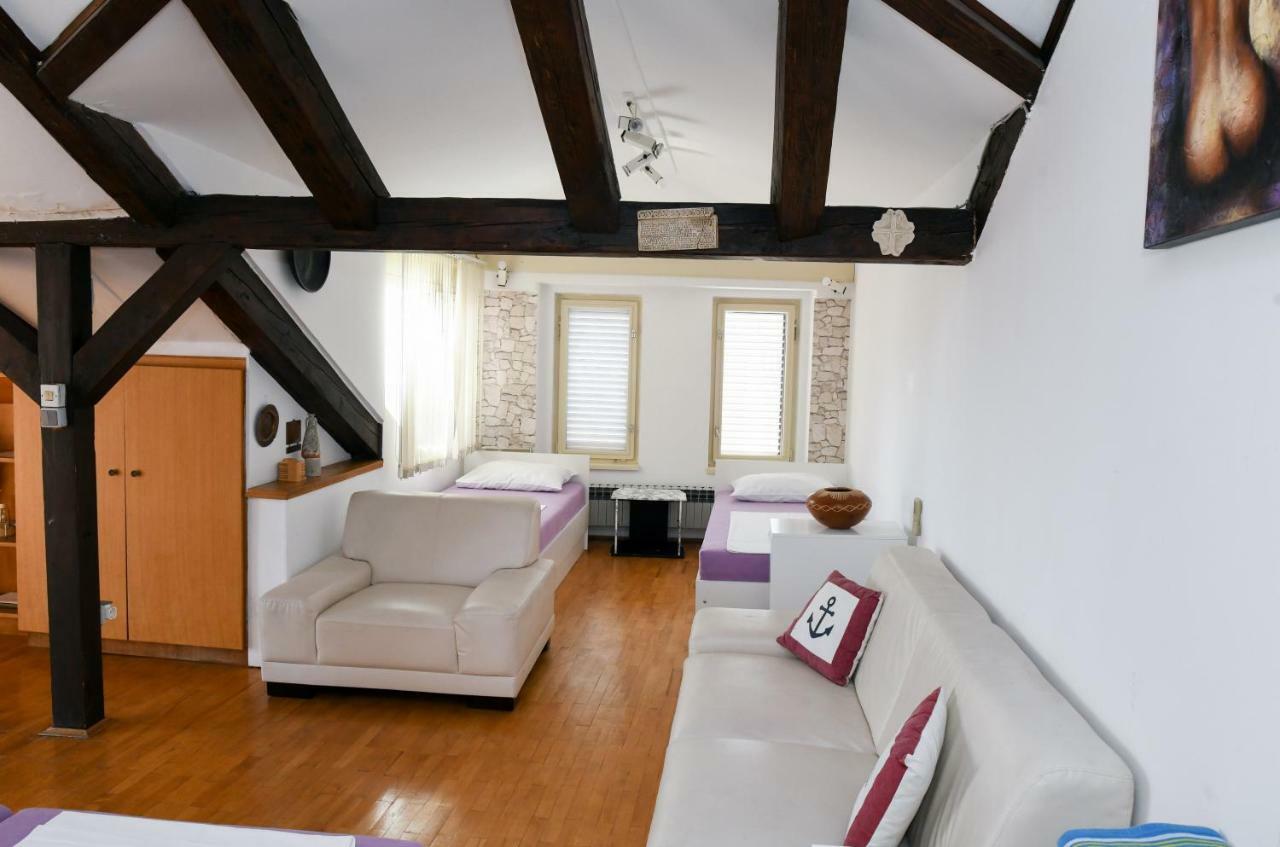 Apartments Bazilika Novalja Exterior foto